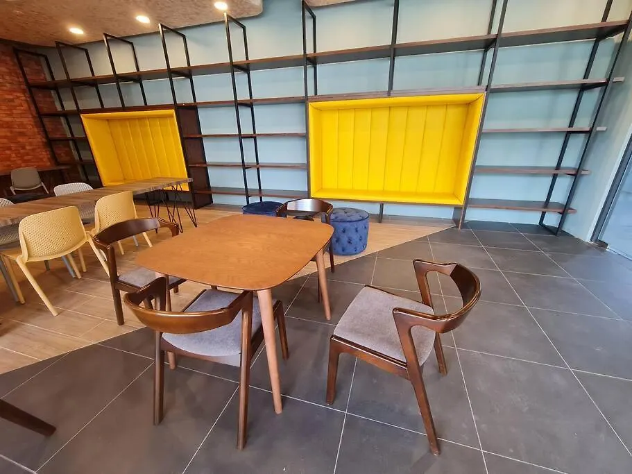 Mini Studio Near Gleneagles 10 Mins To Klcc クアラルンプール