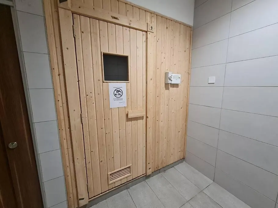 Mini Studio Near Gleneagles 10 Mins To Klcc クアラルンプール アパート